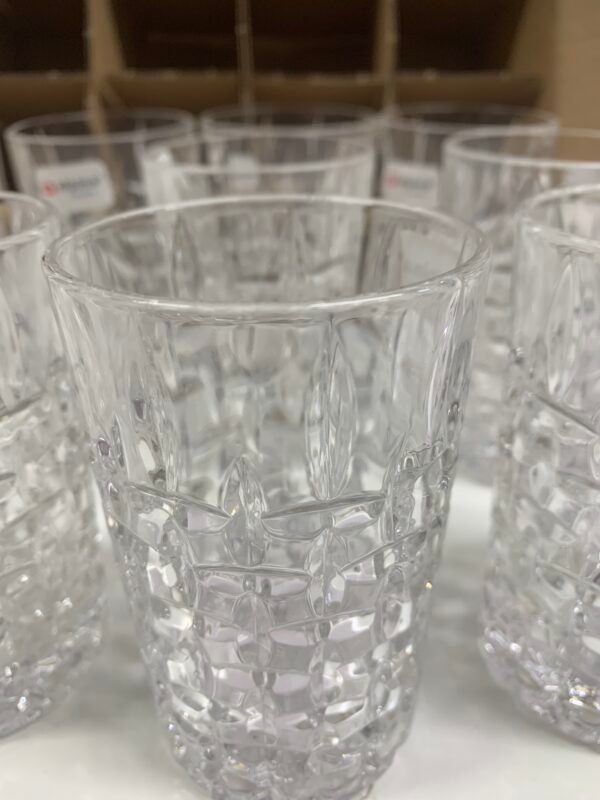 Witte Glazenset van 12 – Klassiek Vierkant Design voor Thee, Limonade & Water - Image 4